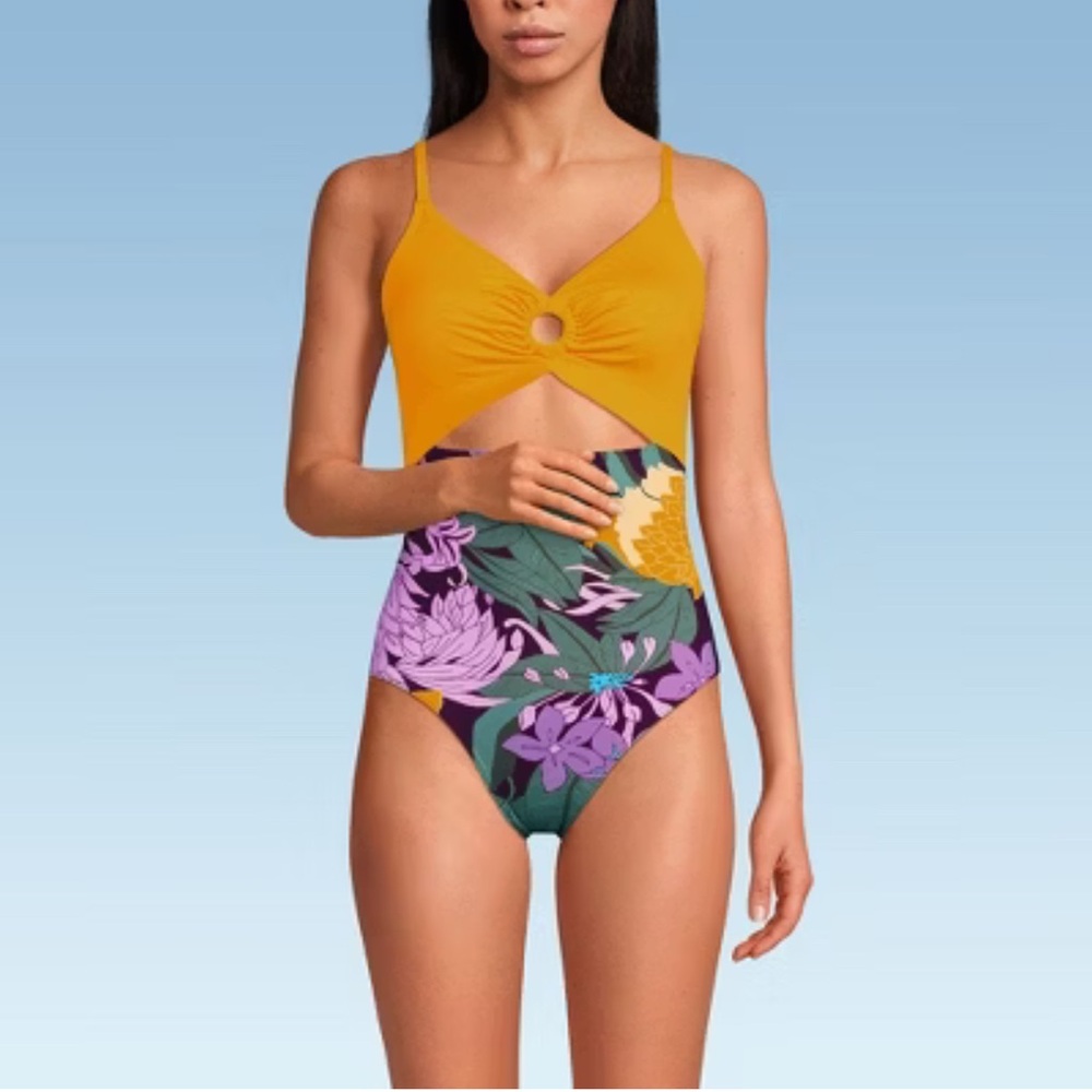 Lands' End Women's O-Ring Monokini One Piece Swimsuit 2 NWT